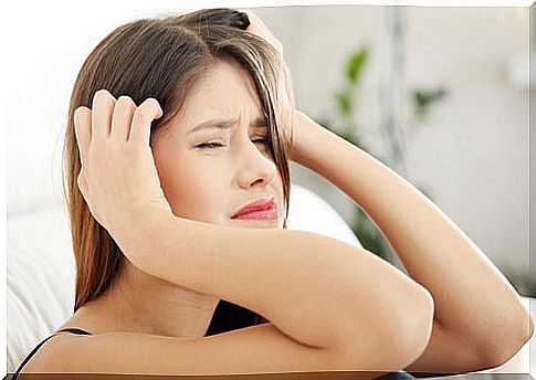 woman with headache