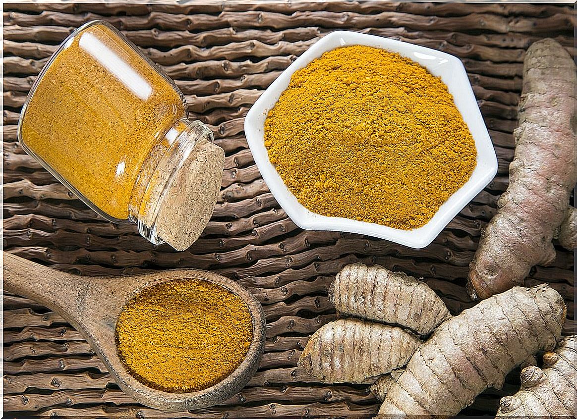 Does turmeric help the treatment of fatty liver?