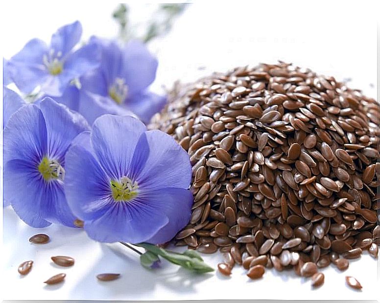 Flax seeds for hair