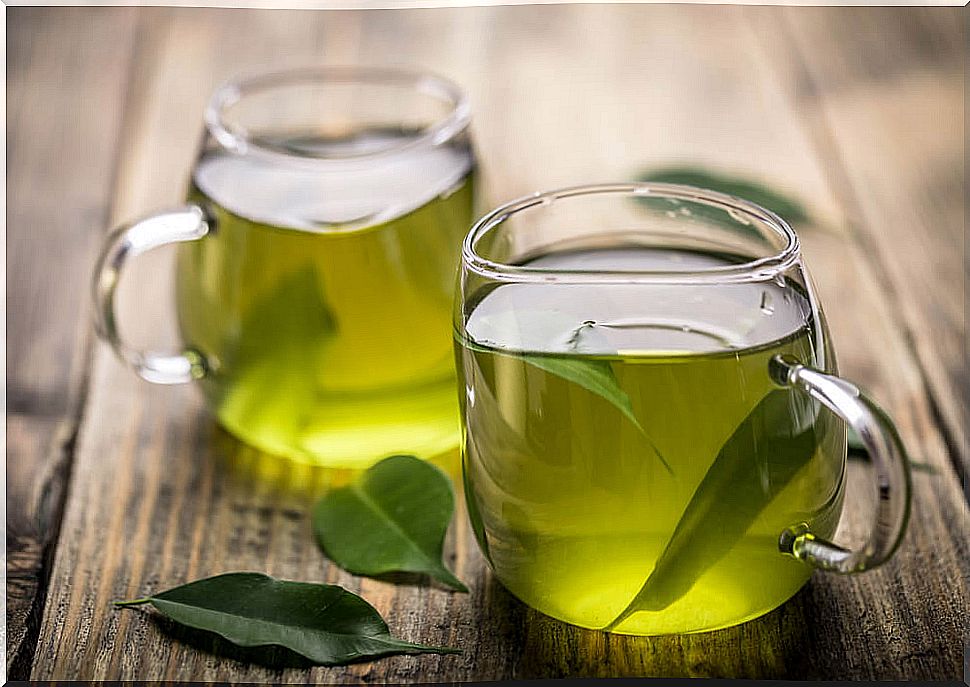 Green tea to remove dark circles naturally