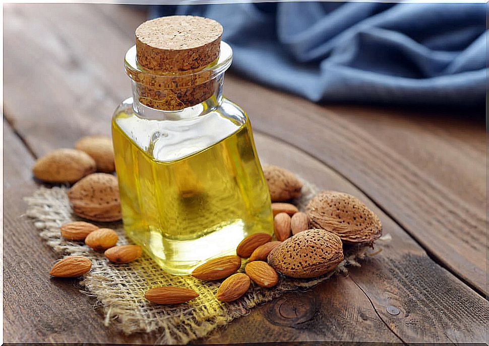 Almonds oil