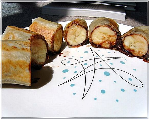 nutella banana rolls