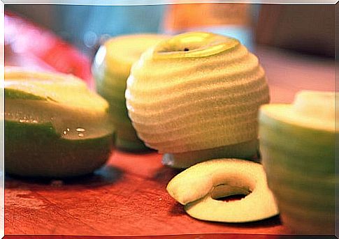 peeled apple torbakhopper